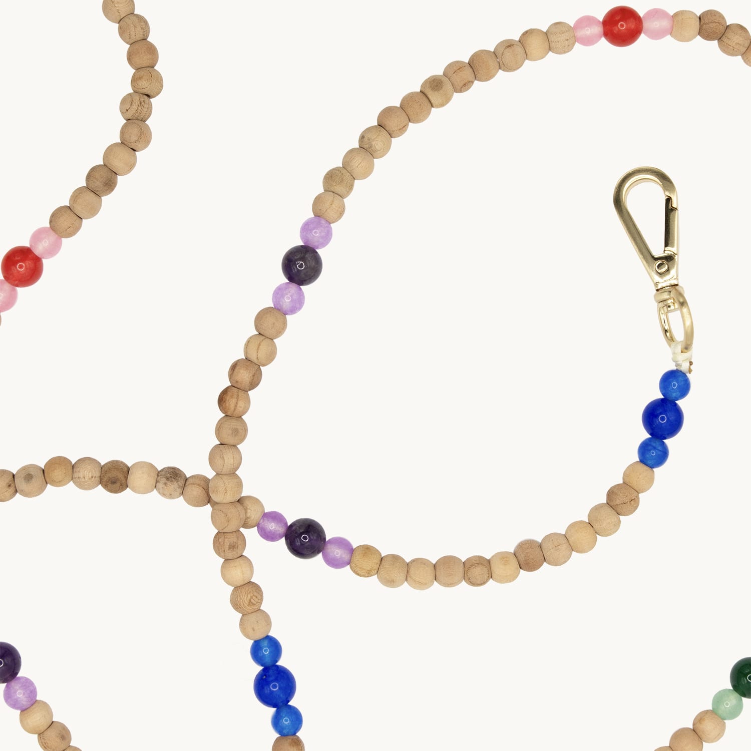 Bandoulière en perles de bois avec deux mousquetons dorés