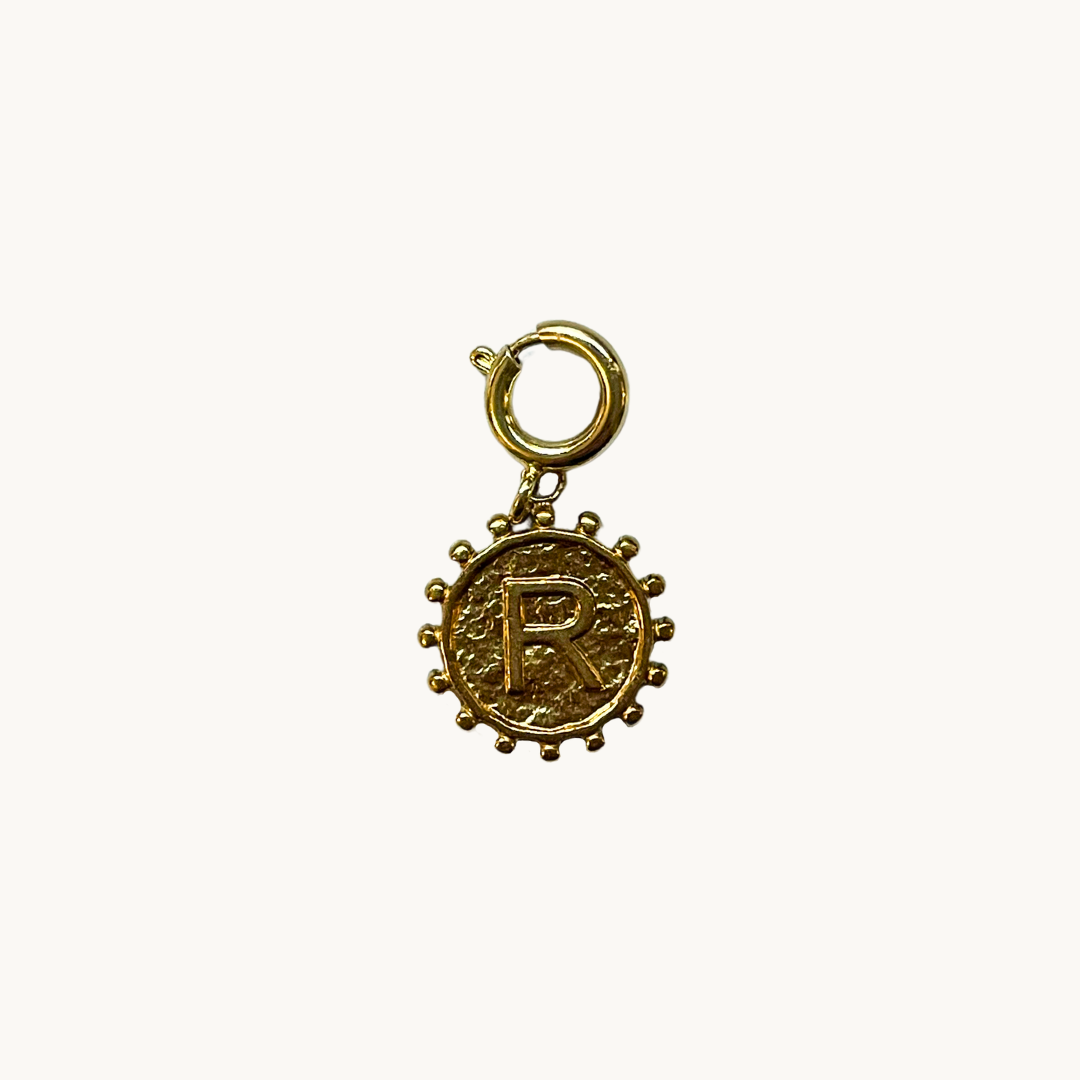 Pendentifs symboles et lettres