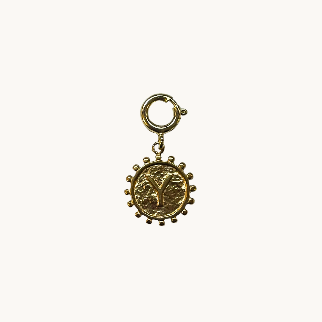 Pendentifs symboles et lettres