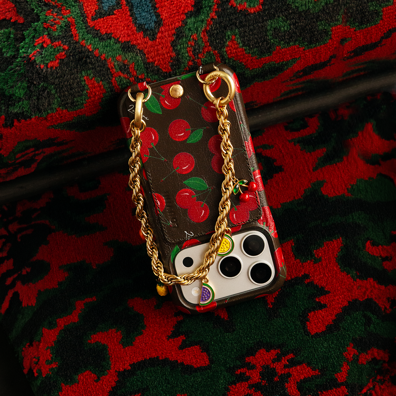 iPhone Leather Case LOU Cherries & PETIT CELINE Bracelet