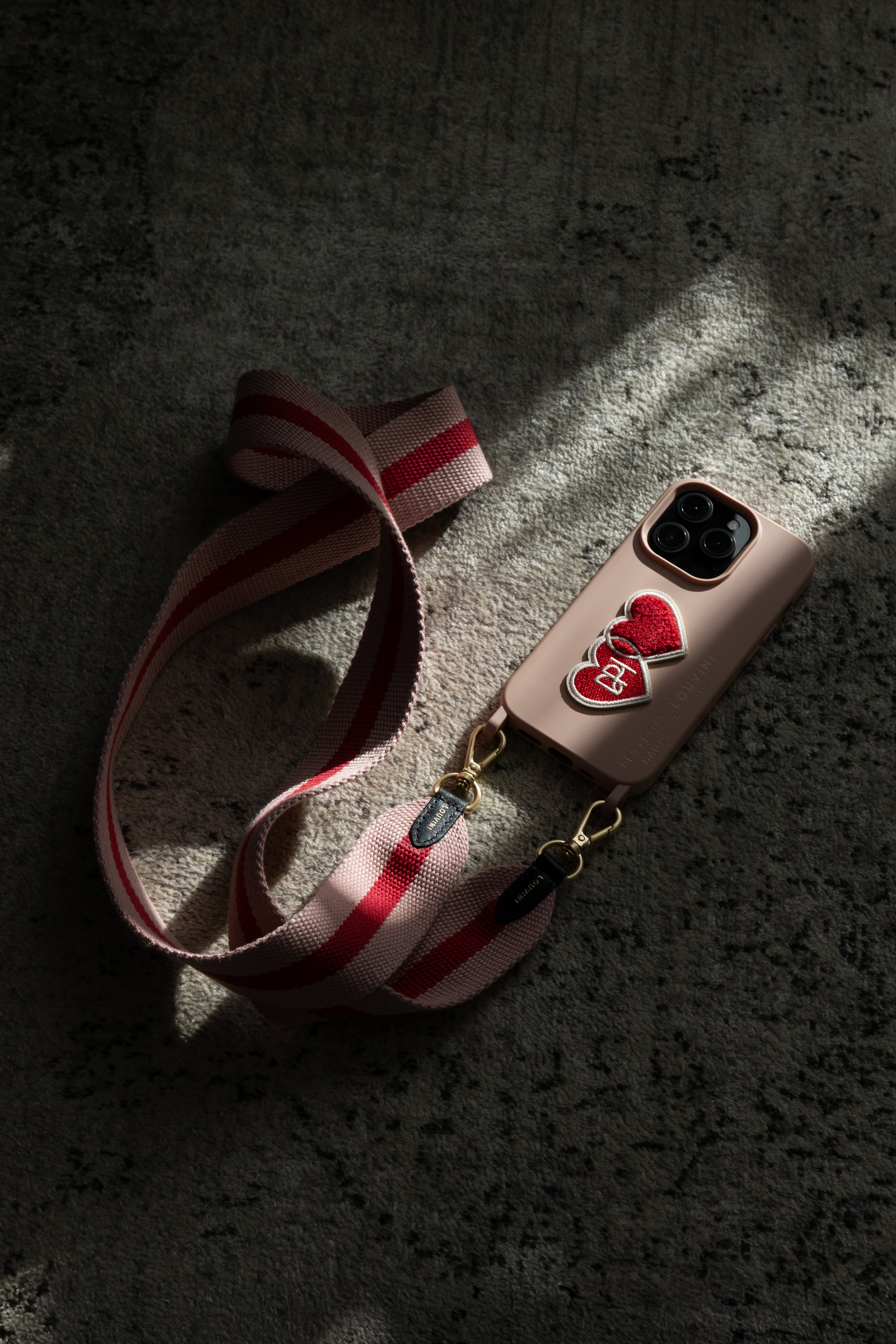 MILO x Des Petits Hauts – MagSafe iPhone Case with Rings – Pink