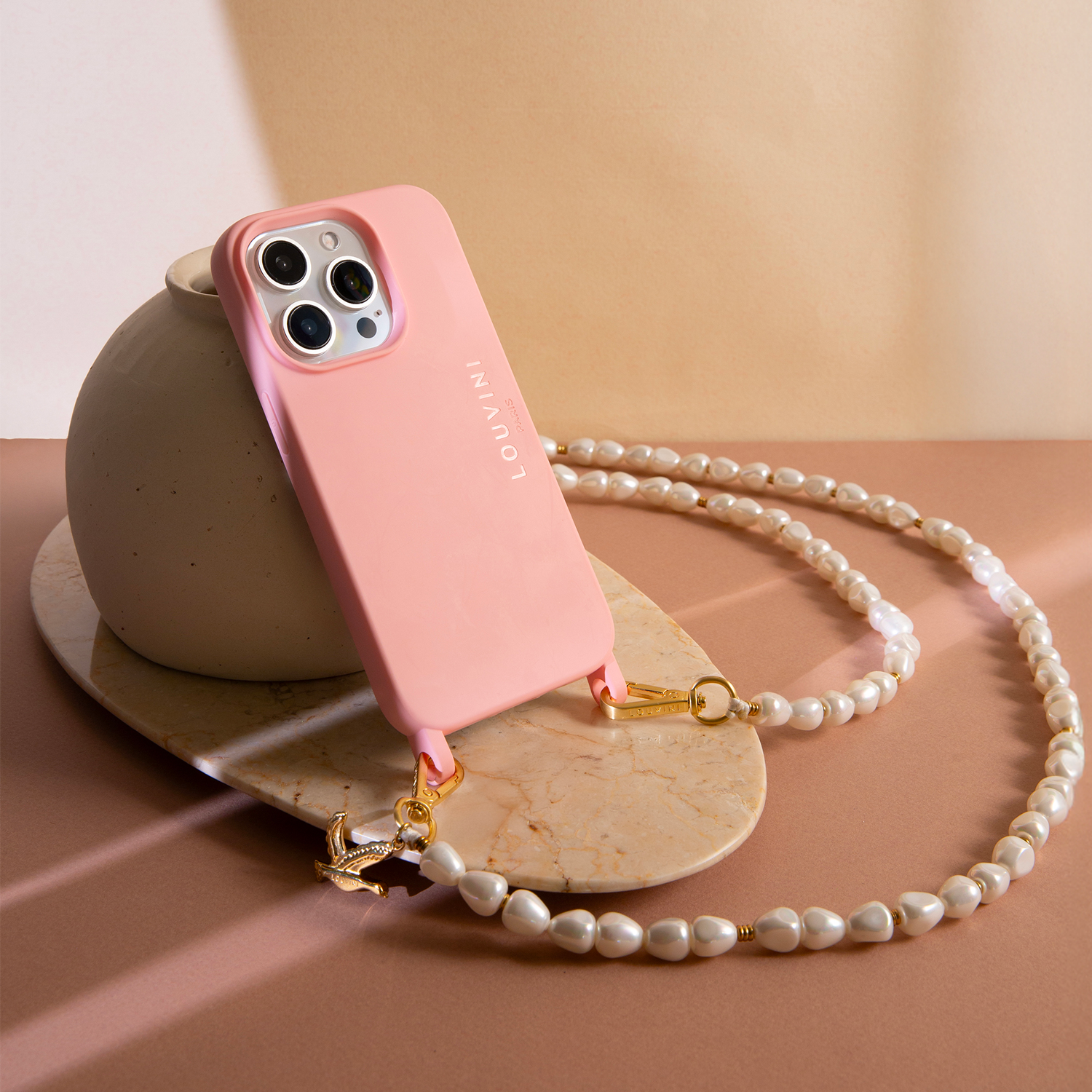 MILO iPhone Case with loops and Magsafe - Soft Pink