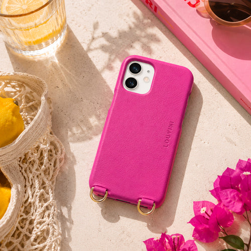 coque iphone 12 13 mini en cuir rose fuchsia avec anneaux doré