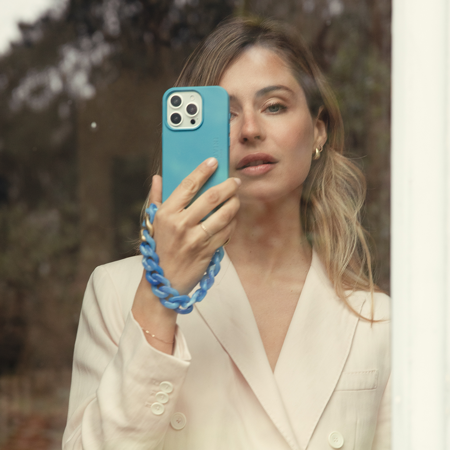 iPhone Case with loops and MagSafe MILO- BLUE