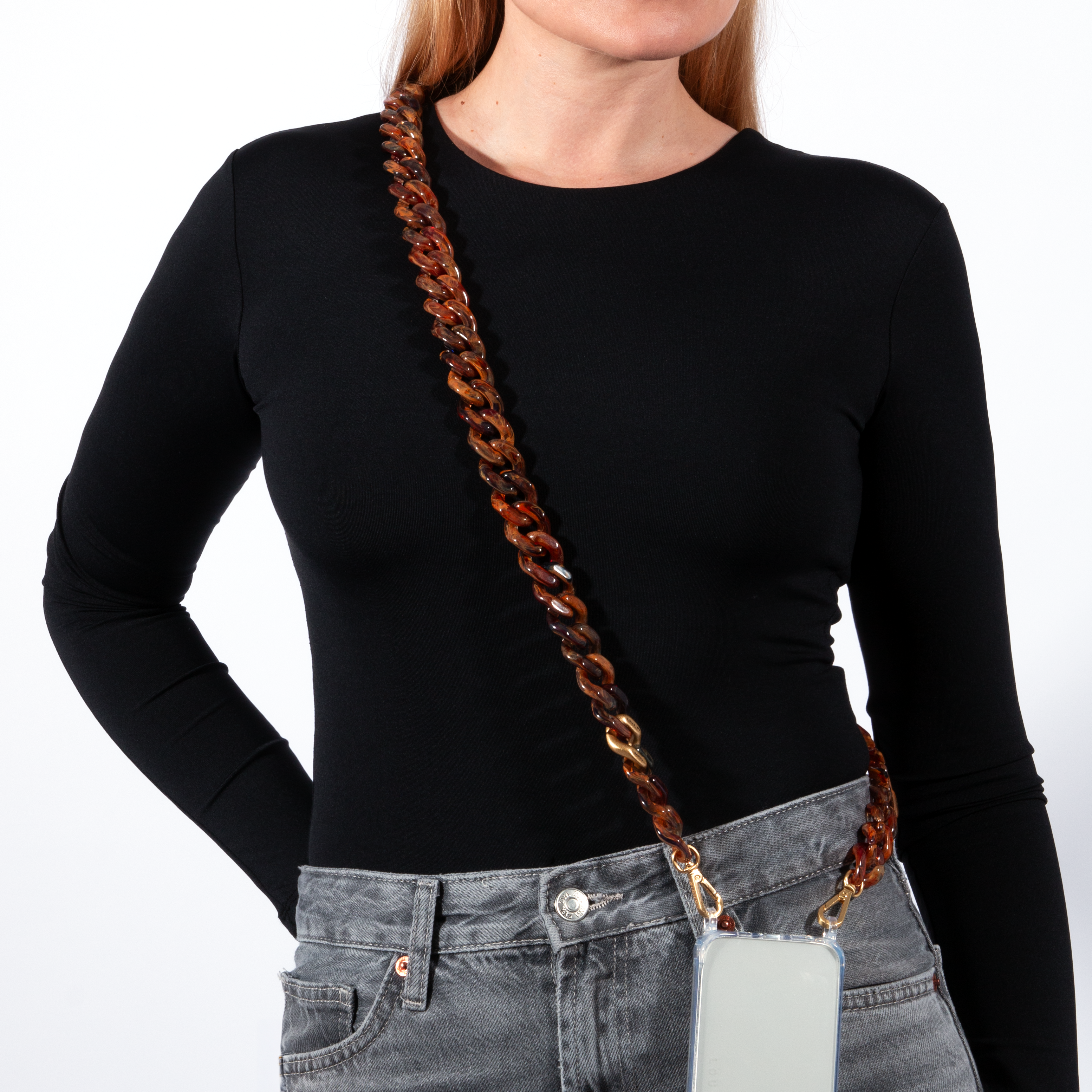 Chaîne à grosses mailles pour téléphone brun