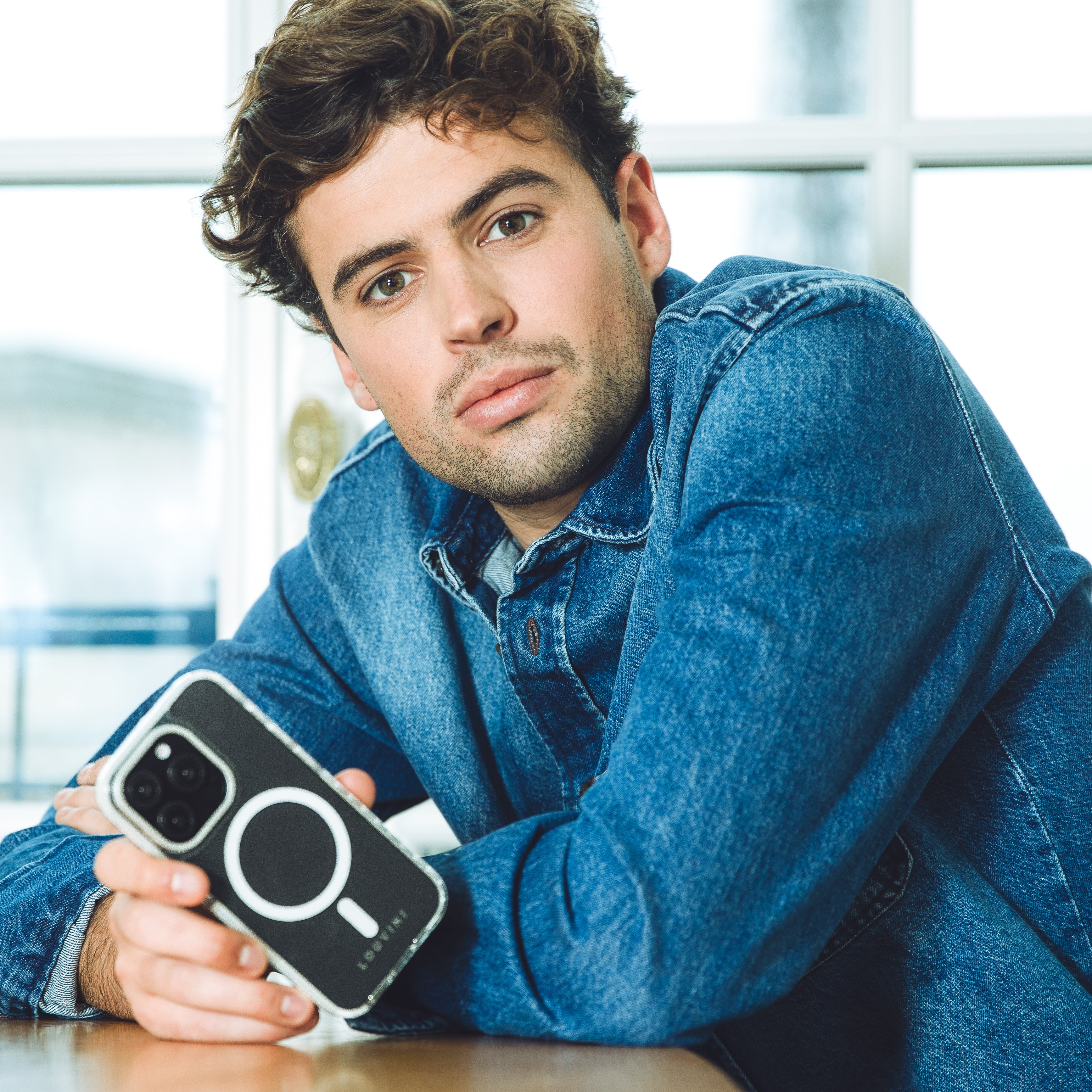 coque transparente magsafe renforcée pour iphone