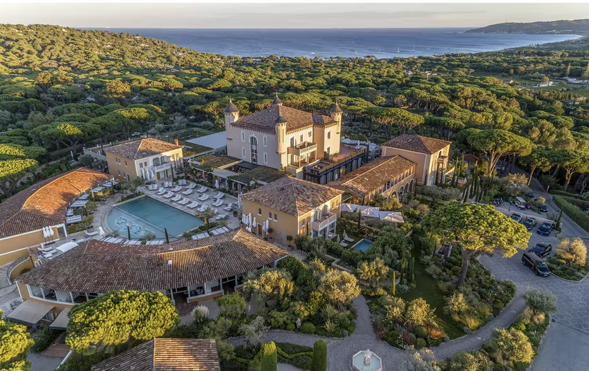 Collaboration Louvini x Les Airelles