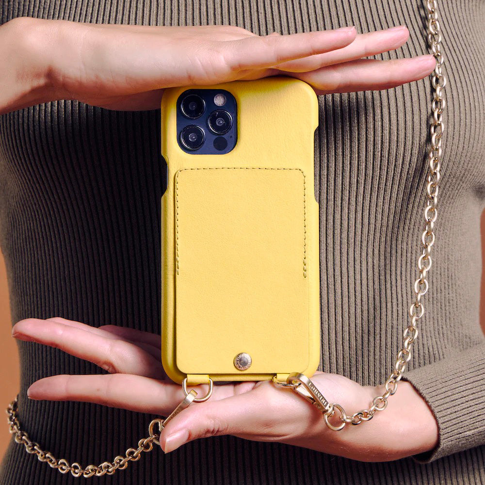 Coque iPhone cuir porte carte avec anneaux LOU jaune personnalisable