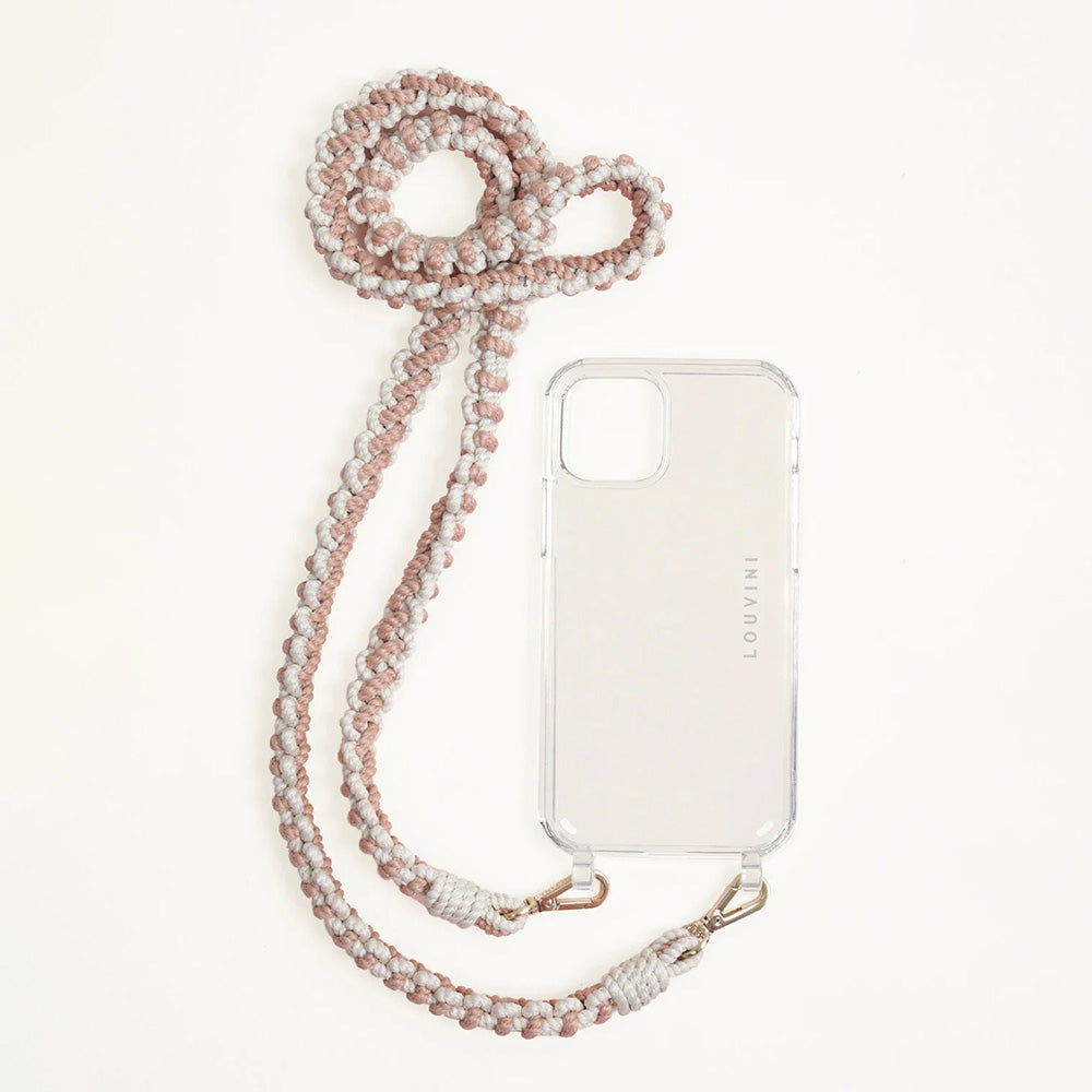 cordon de telephone beige nude en macrame avec mousquetons et coque transparente