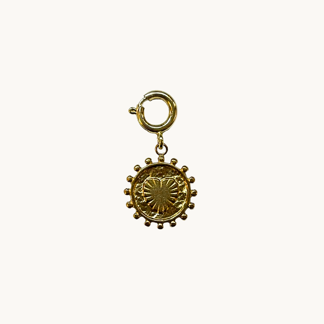 Charm soleil lettre dorée – Pendentif initiale élégant pour téléphone ou bijou 