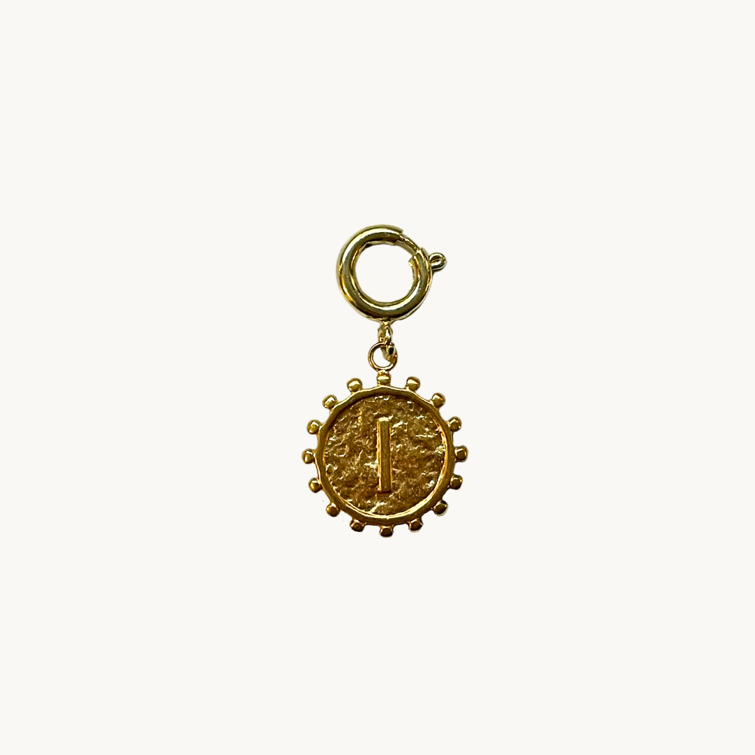 Charm soleil lettre dorée – Pendentif initiale élégant pour téléphone ou bijou 