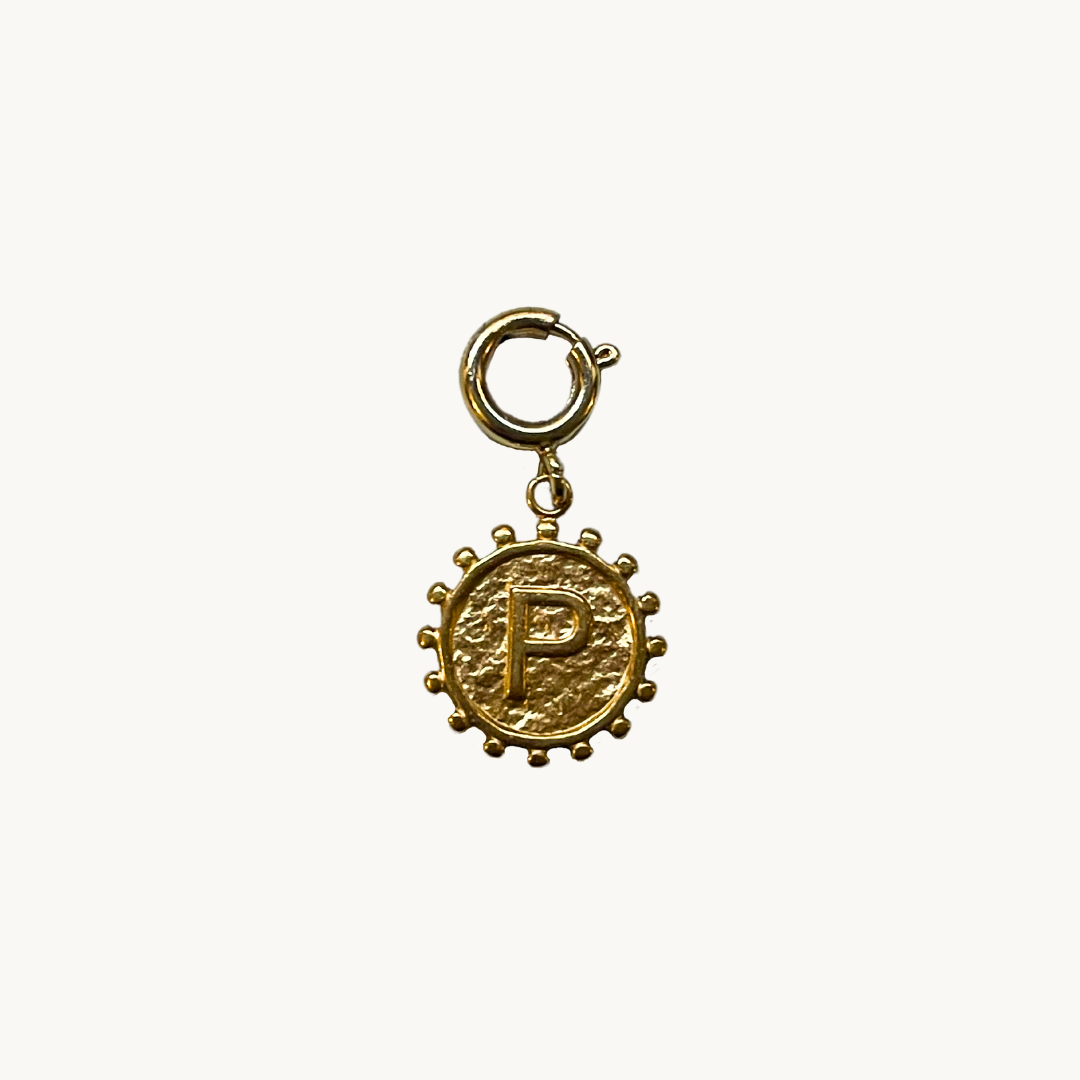 Charm soleil lettre dorée – Pendentif initiale élégant pour téléphone ou bijou 