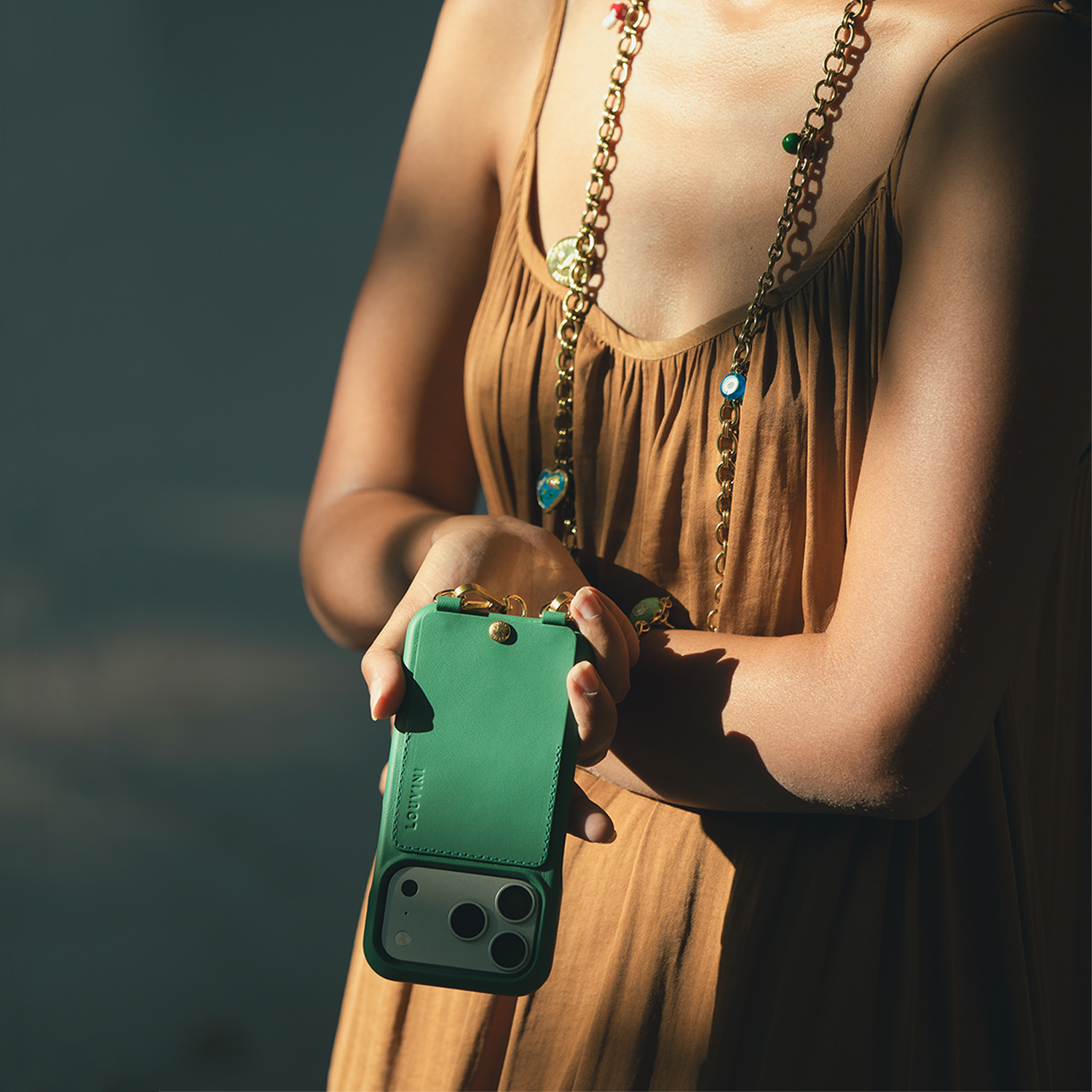 Leather iPhone Case with wallet and loops LOU - Emerald 