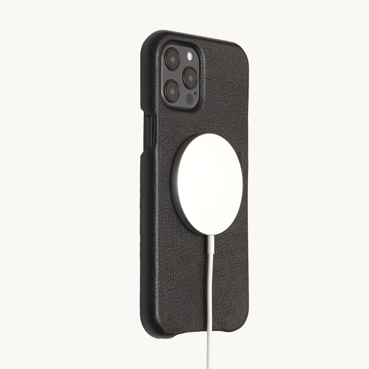 LEATHER IPHONE CASE WITH MAGSAFE MAX - BLACK 