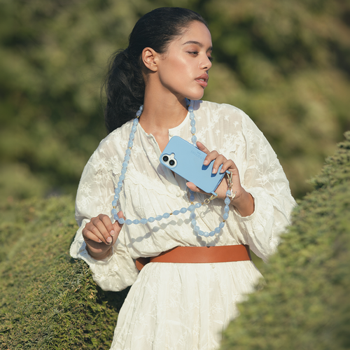 MILO MagSafe iPhone Case Azure Blue & RITA Chain Sky Blue