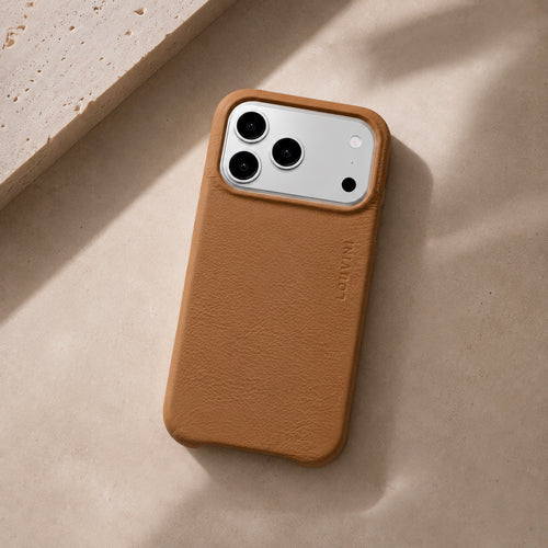 coque iphone 17 Pro en cuir beige camel avec magsafe intégré